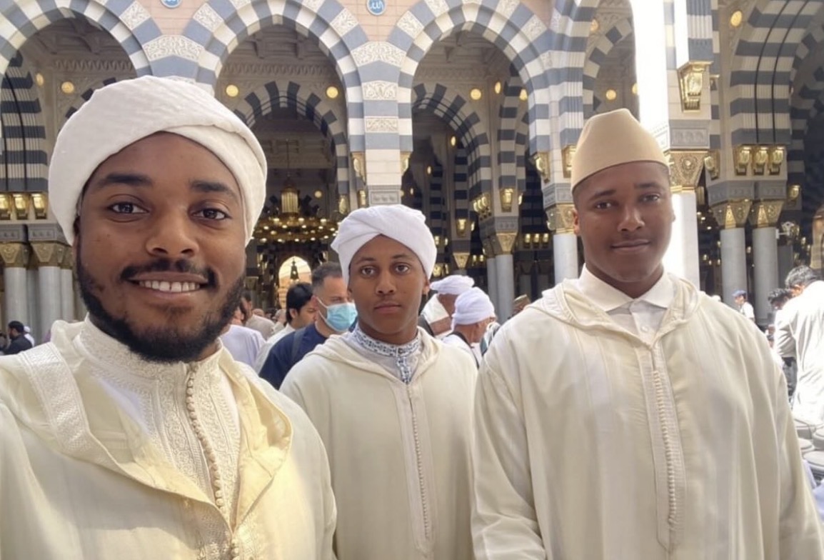 Members of Al Maqam Al Mahmoud inside the Prophet's Mosque, Madinah